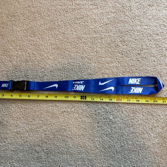 Nike Lanyards Detachable Keychain Badge ID Holders Blue White Lot of 25 NWT - Picture 3 of 3